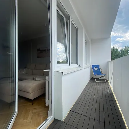 Cozy Wooden Apartment Sopot